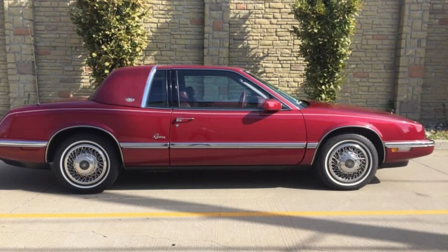 1991 Buick Riviera 4th-7th Gen - Image 2 of 15