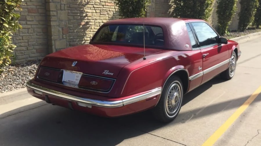 1991 Buick Riviera 4th-7th Gen - Image 3 of 15