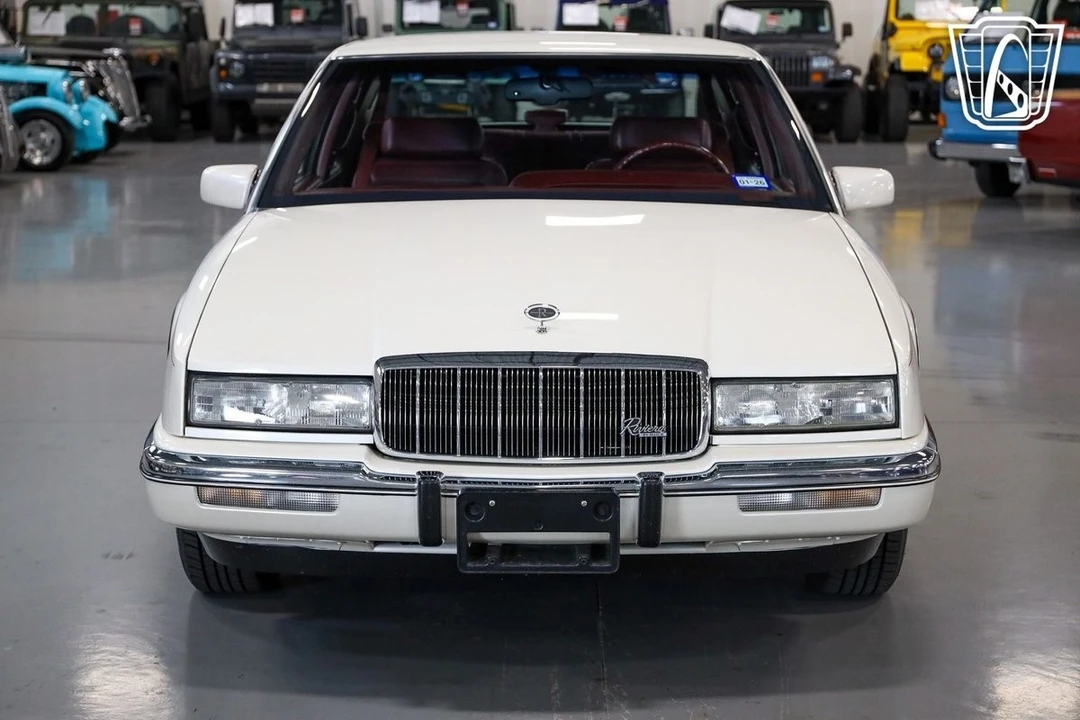 1991 Buick Riviera 4th-7th Gen - Image 4 of 21