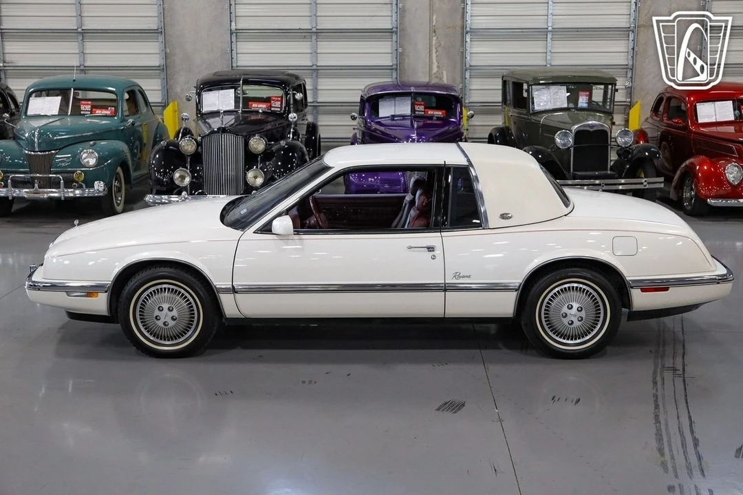 1991 Buick Riviera 4th-7th Gen - Image 11 of 21