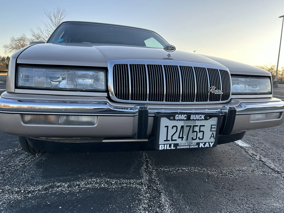 1991 Buick Riviera 4th-7th Gen - Image 19 of 31