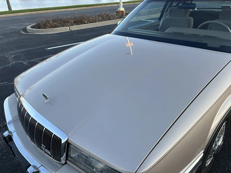 1991 Buick Riviera 4th-7th Gen - Image 14 of 31