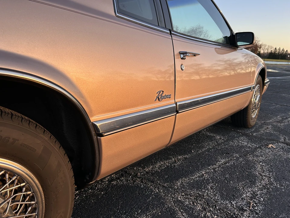 1991 Buick Riviera 4th-7th Gen - Image 31 of 31
