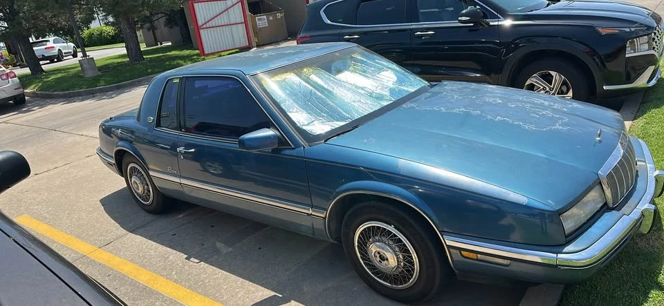 1991 Buick Riviera 4th-7th Gen - Image 2 of 20