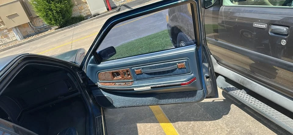 1991 Buick Riviera 4th-7th Gen - Image 19 of 20