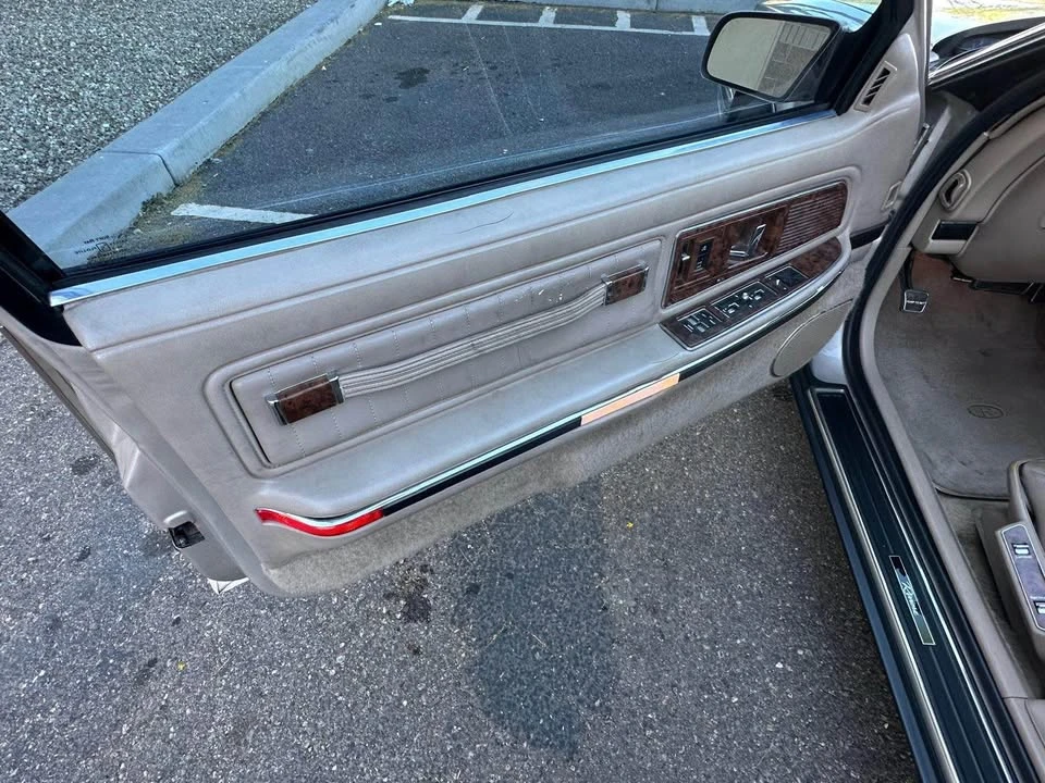 1991 Buick Riviera 4th-7th Gen - Image 8 of 13