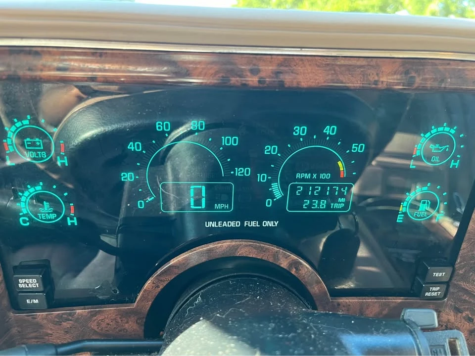 1991 Buick Riviera 4th-7th Gen - Image 2 of 17