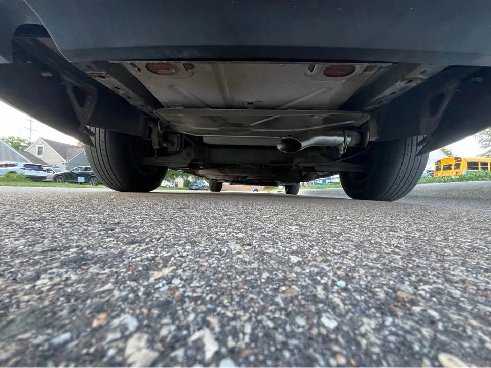 1991 Buick Riviera 4th-7th Gen - Image 3 of 17