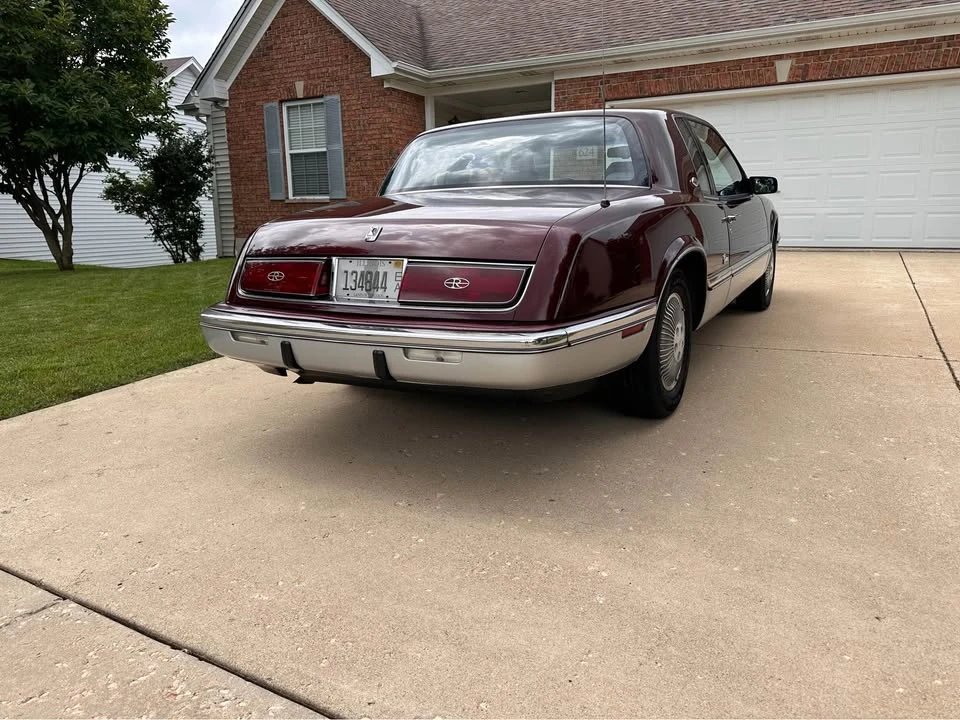 1991 Buick Riviera 4th-7th Gen - Image 9 of 20
