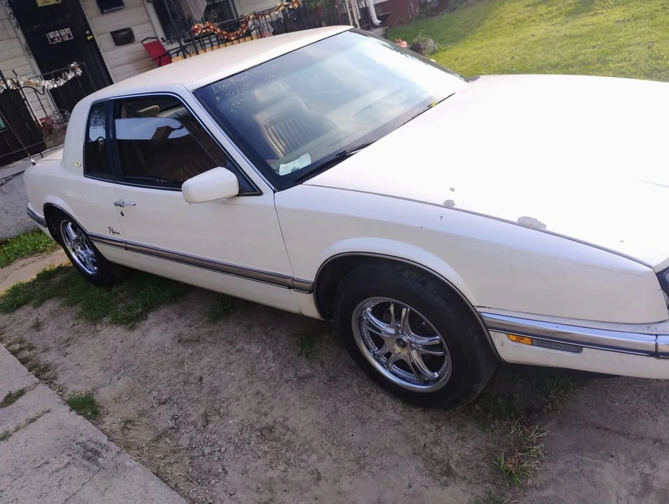 1991 Buick Riviera 4th-7th Gen - Image 5 of 6