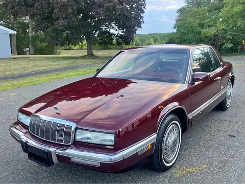 1991 Buick Riviera Coupe 2D