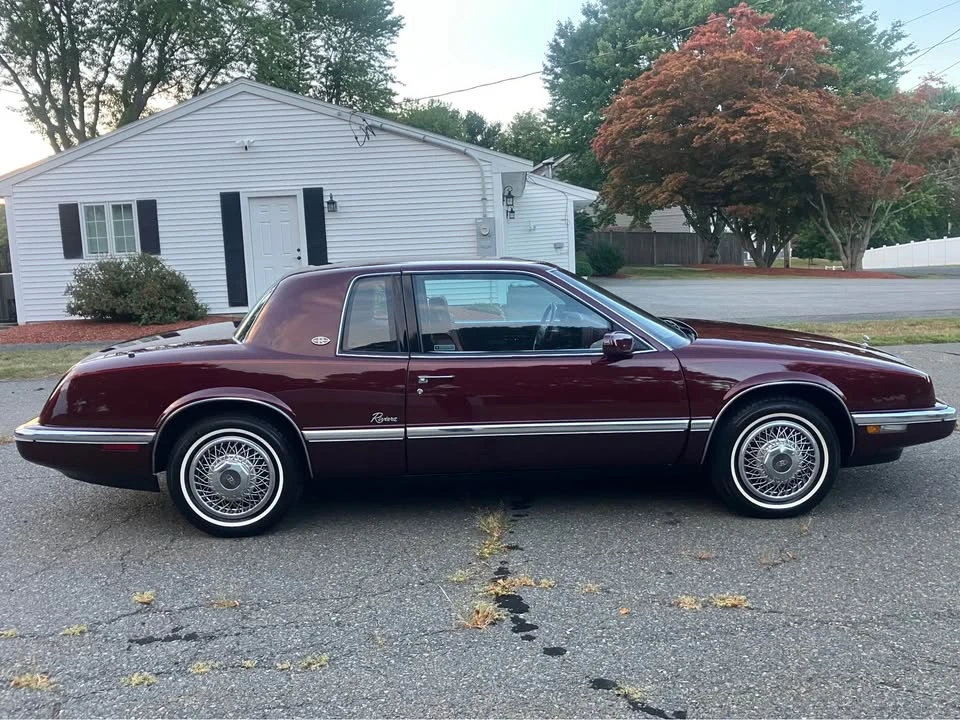 1991 Buick Riviera 4th-7th Gen - Image 4 of 20