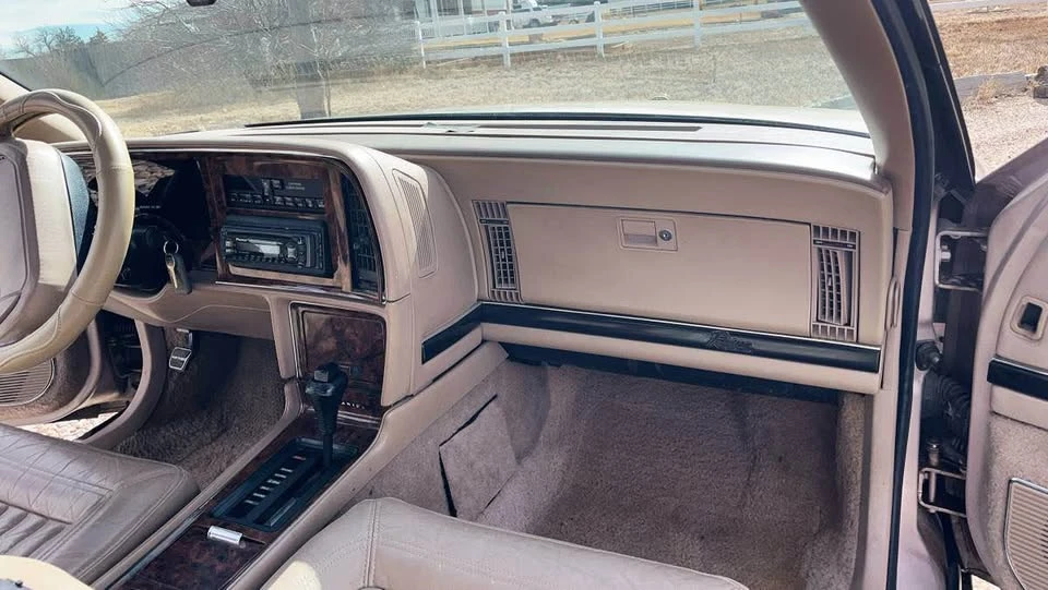 1991 Buick Riviera 4th-7th Gen - Image 6 of 10
