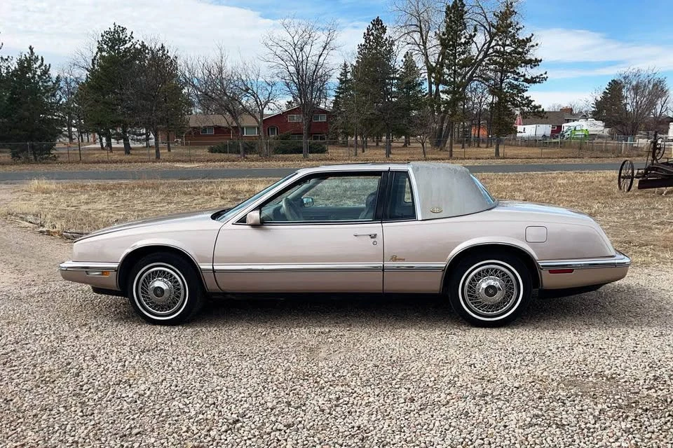 1991 Buick Riviera 4th-7th Gen - Image 10 of 10