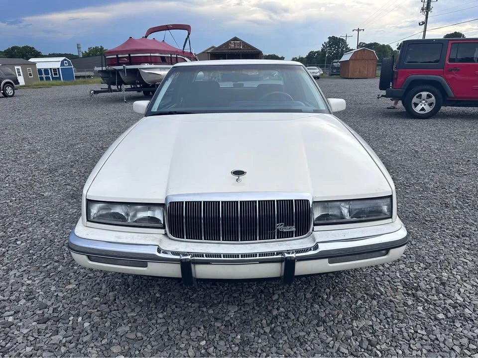 1991 Buick Riviera 4th-7th Gen - Image 3 of 8