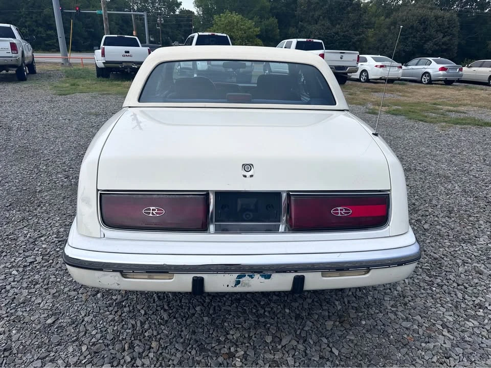 1991 Buick Riviera 4th-7th Gen - Image 4 of 8