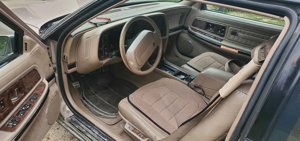 1991 Buick Riviera 4th-7th Gen - Image 2 of 15