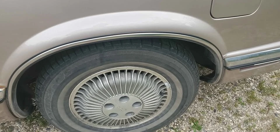 1991 Buick Riviera 4th-7th Gen - Image 7 of 15