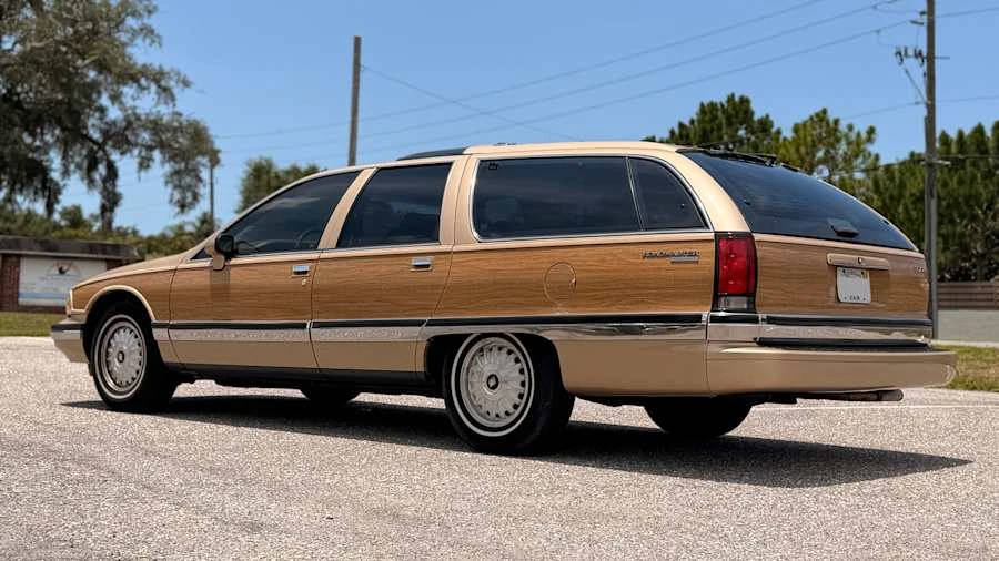 1991 Buick Roadmaster - Image 13 of 27