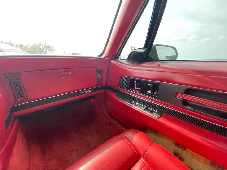 1991 Buick Reatta - Image 4 of 10