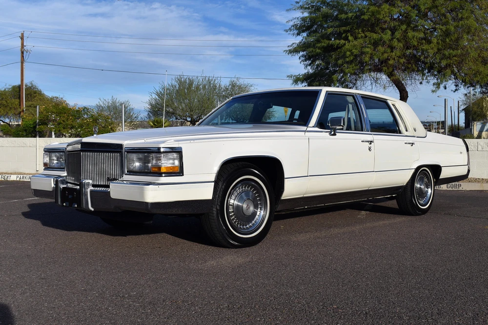 1991 Cadillac Brougham - Image 2 of 5