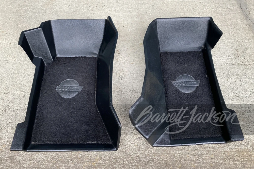 1991 Chevrolet Corvette C4 - Image 15 of 31