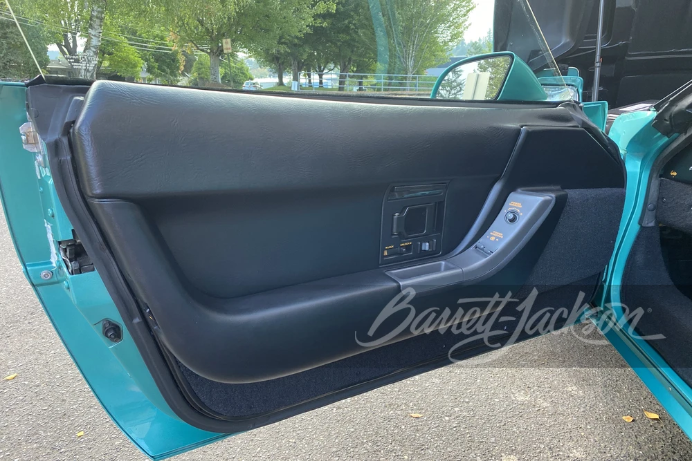 1991 Chevrolet Corvette C4 - Image 17 of 31