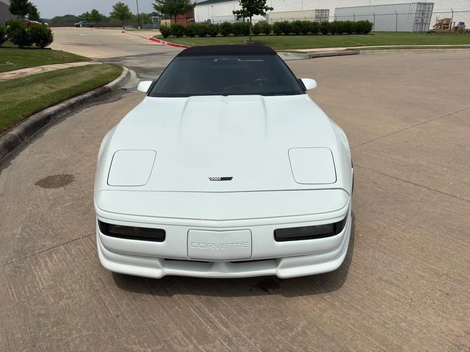 1991 Chevrolet Corvette C4 - Image 2 of 31