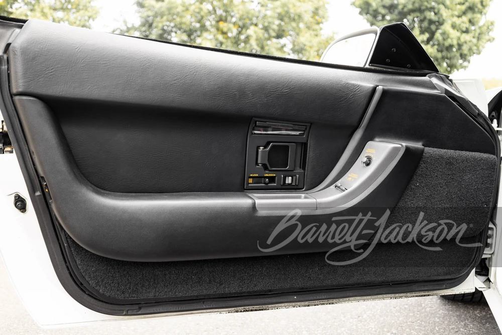 1991 Chevrolet Corvette C4 - Image 9 of 31