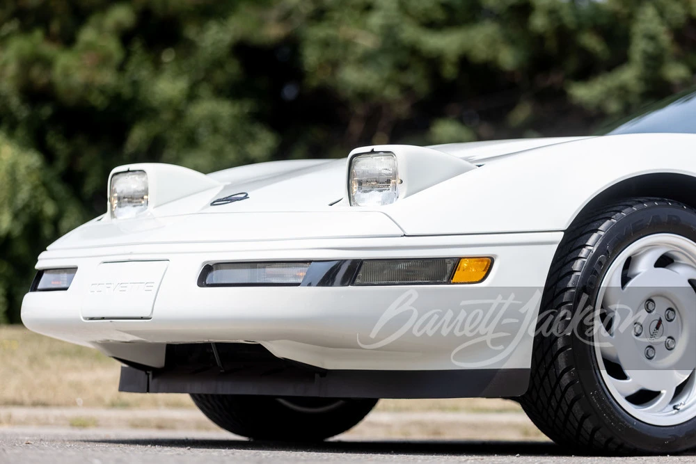 1991 Chevrolet Corvette C4 - Image 15 of 31