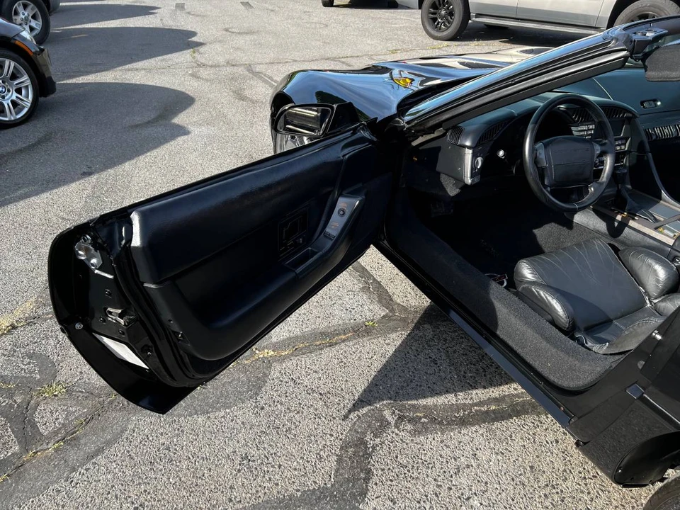 1991 Chevrolet Corvette C4 - Image 13 of 13