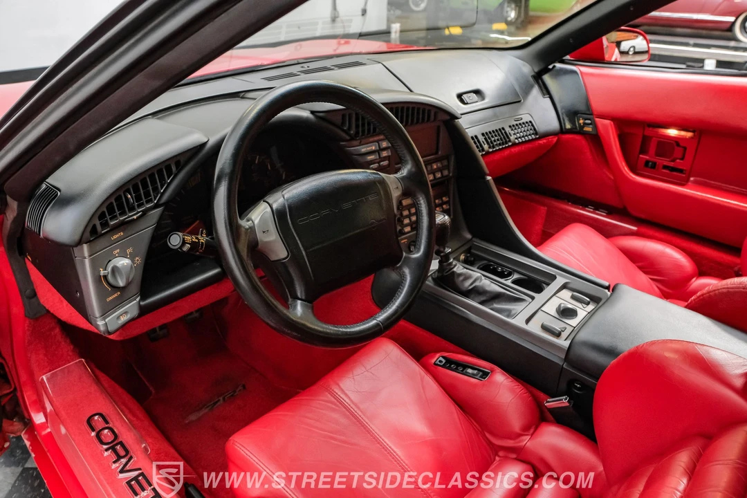 1991 Chevrolet Corvette C4 ZR1 - Image 4 of 31