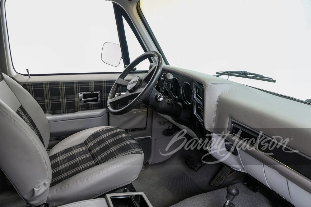 1991 Chevrolet K5 Blazer 2nd Gen - Image 4 of 25
