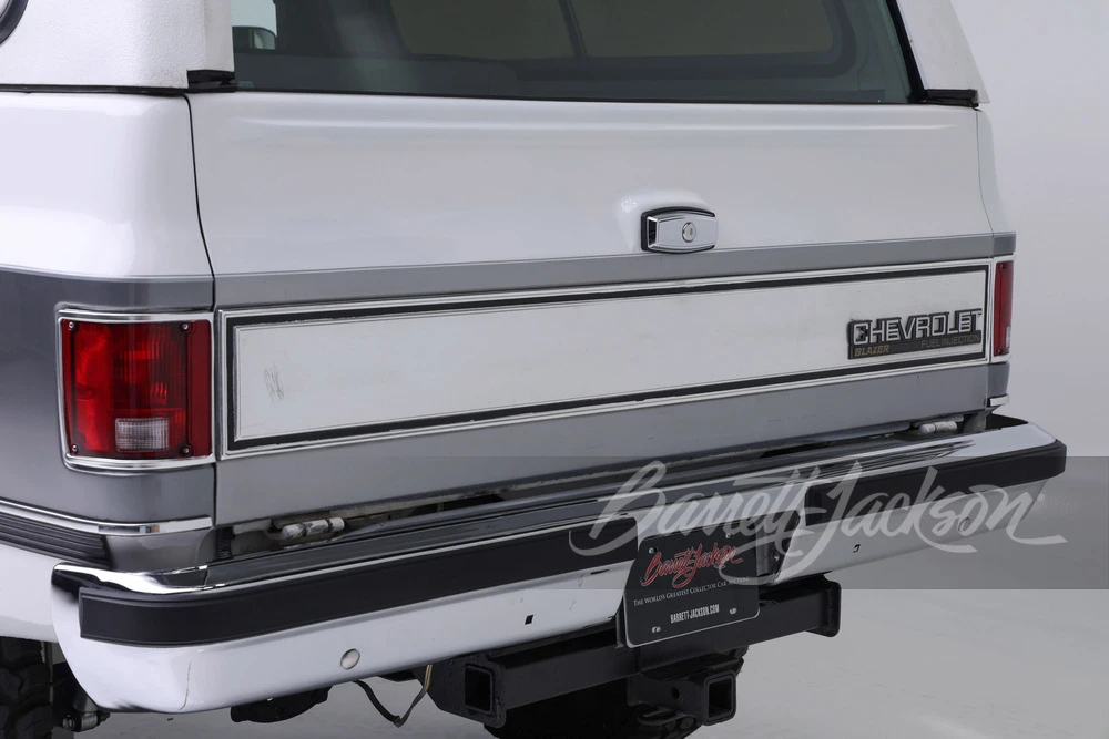1991 Chevrolet K5 Blazer 2nd Gen - Image 19 of 25