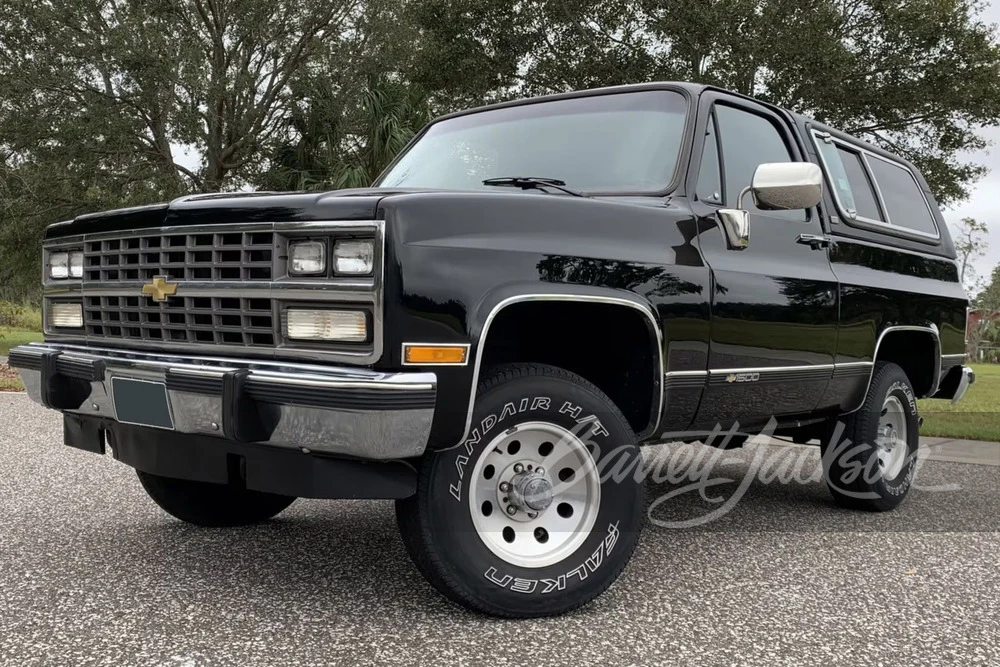 1991 Chevrolet K5 Blazer 2nd Gen - Image 9 of 13