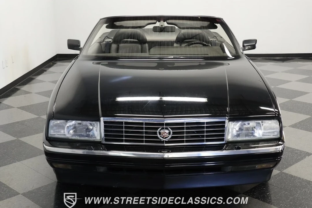 1991 Cadillac Allante - Image 16 of 21