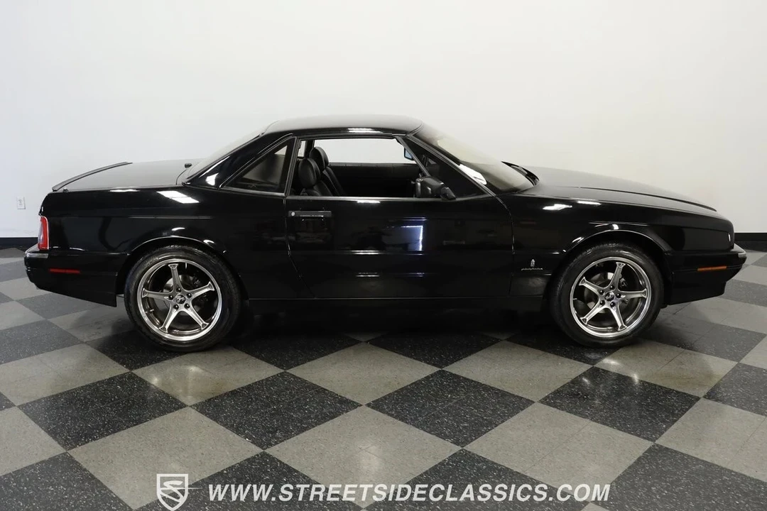 1991 Cadillac Allante - Image 13 of 21
