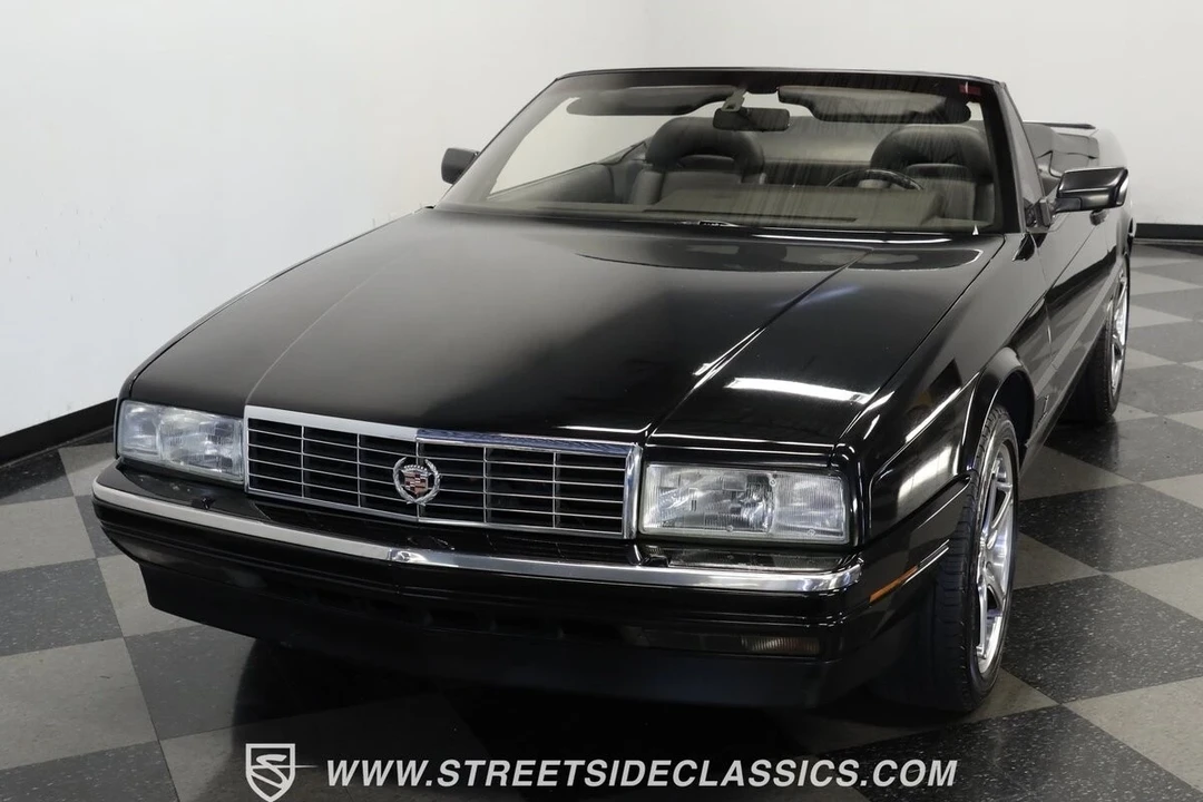 1991 Cadillac Allante - Image 17 of 21