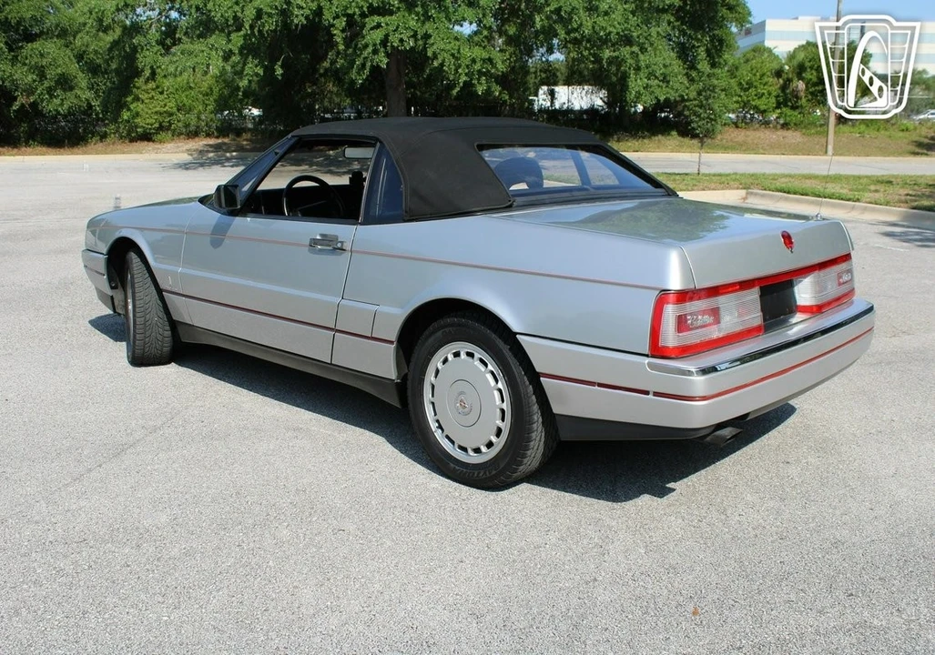 1991 Cadillac Allante - Image 10 of 12