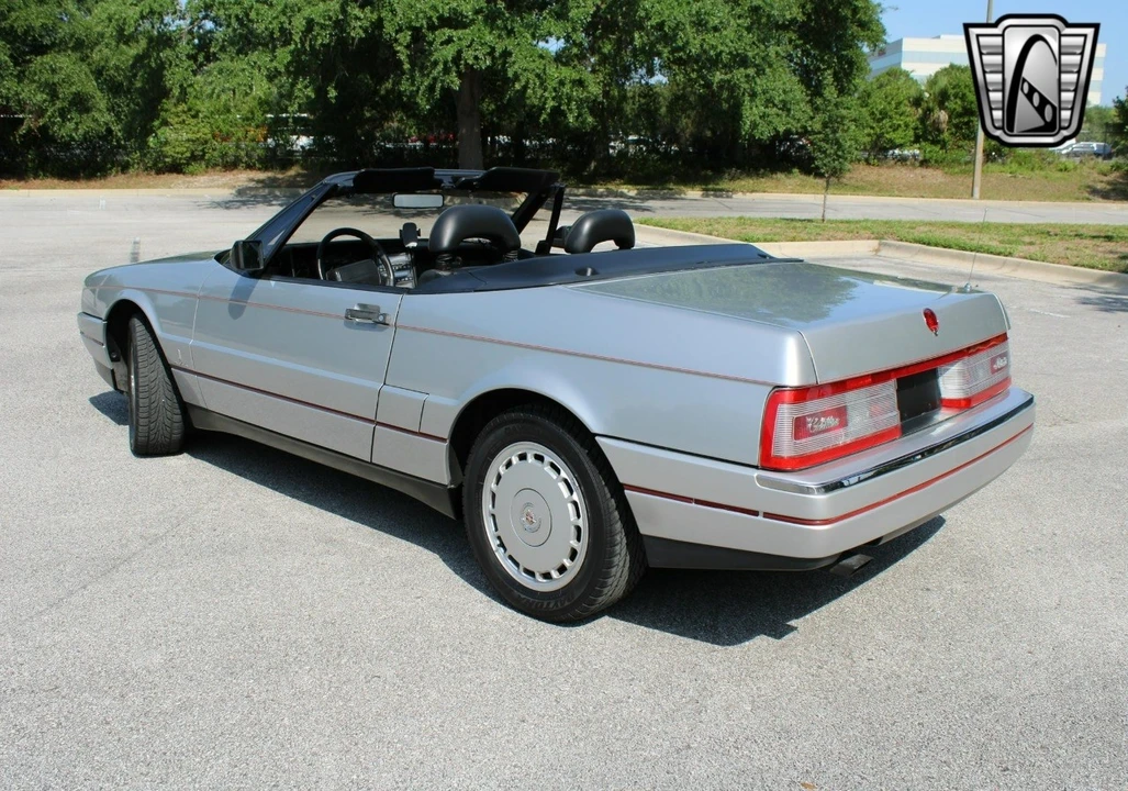 1991 Cadillac Allante - Image 9 of 12