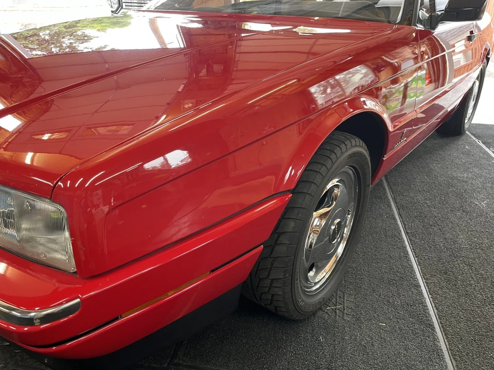 1991 Cadillac Allante - Image 10 of 31