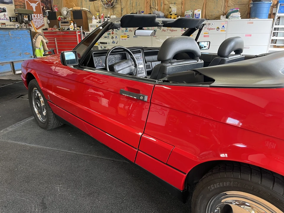 1991 Cadillac Allante - Image 11 of 31