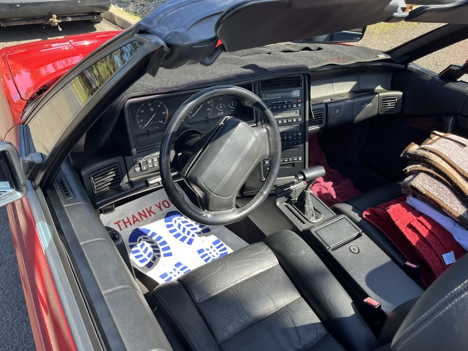 1991 Cadillac Allante - Image 15 of 31