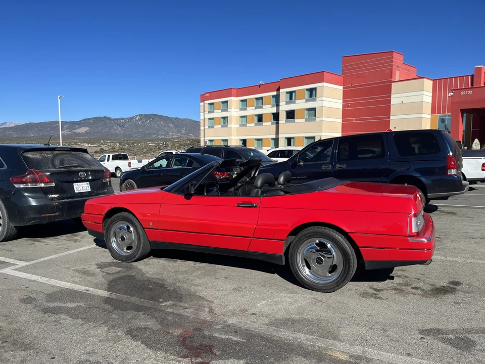 1991 Cadillac Allante - Image 4 of 31