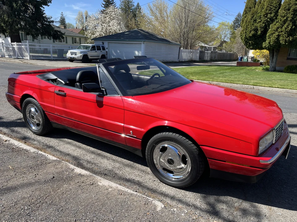 1991 Cadillac Allante - Image 9 of 31