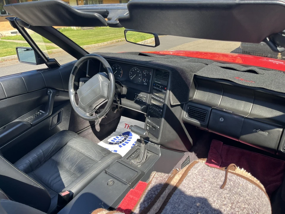 1991 Cadillac Allante - Image 22 of 31