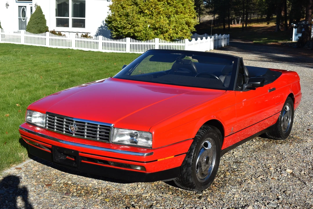 1991 Cadillac Allante - Image 2 of 21