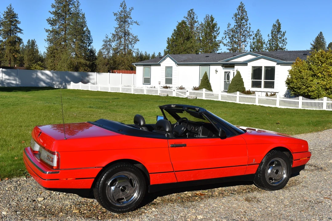 1991 Cadillac Allante - Image 6 of 21