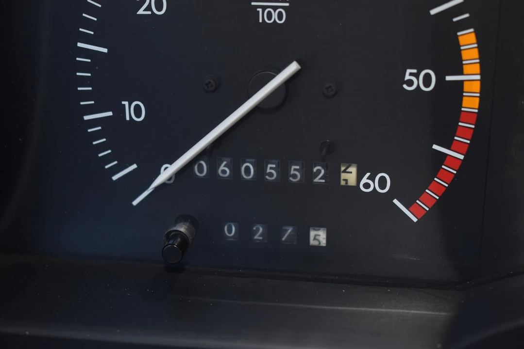 1991 Cadillac Allante - Image 20 of 21