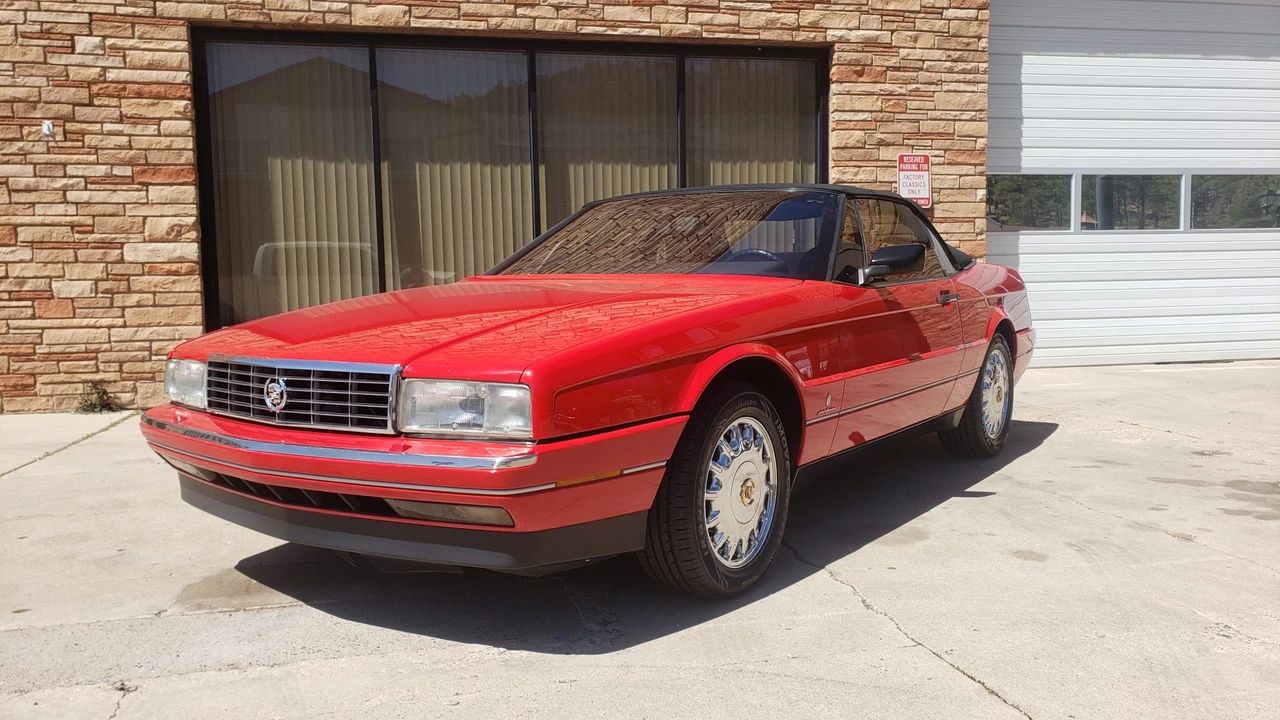 1991 Cadillac Allante - Image 19 of 31